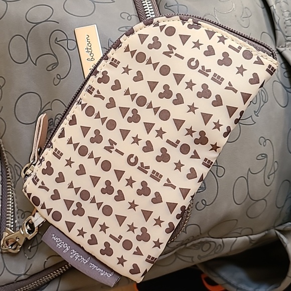 Petunia Pickle Bottom- Method Backpack Disney Love Mickey - Picture 8 of 16